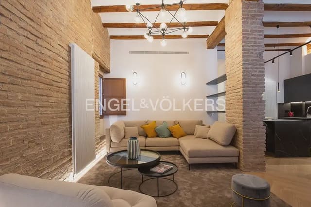 3 bedroom Flat for rent in El Mercat, Valencia city - € 3,500 (Ref: 9961038)