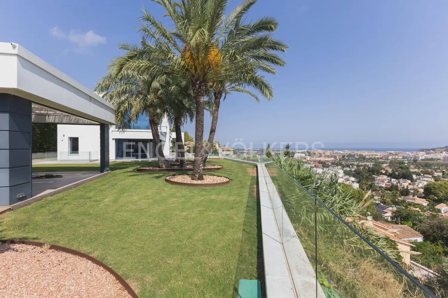 4 sypialnia Willa do wynajęcia w Denia z basenem garażem - 12 000 € (Ref: 9961040)