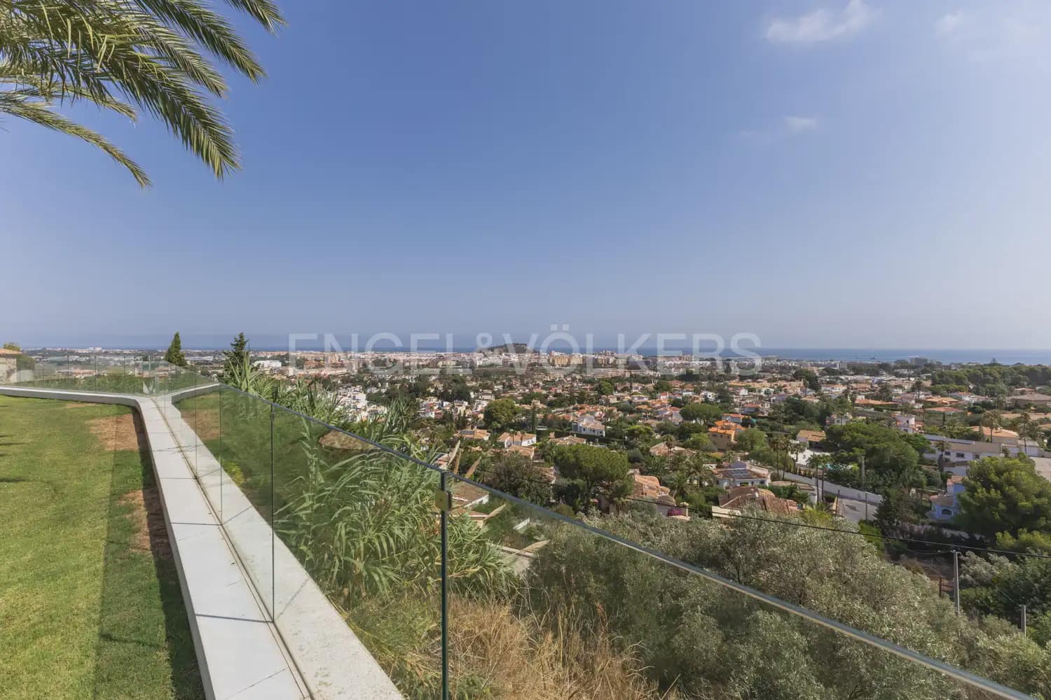 4 sypialnia Willa do wynajęcia w Denia z basenem garażem - 12 000 € (Ref: 9961040)