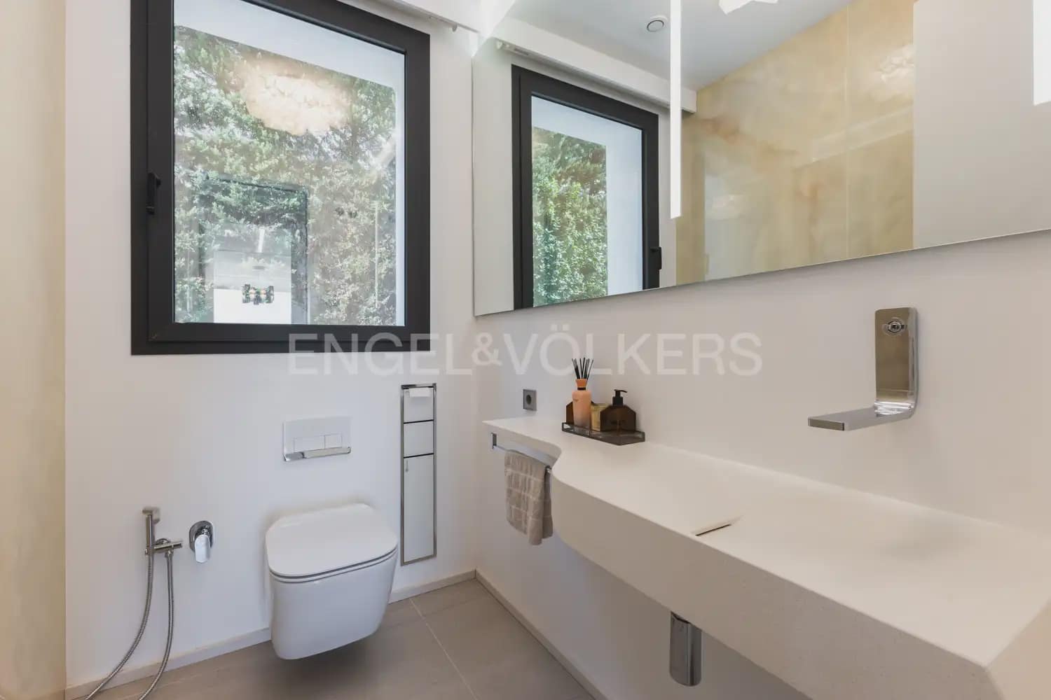 4 sypialnia Willa do wynajęcia w Denia z basenem garażem - 12 000 € (Ref: 9961040)