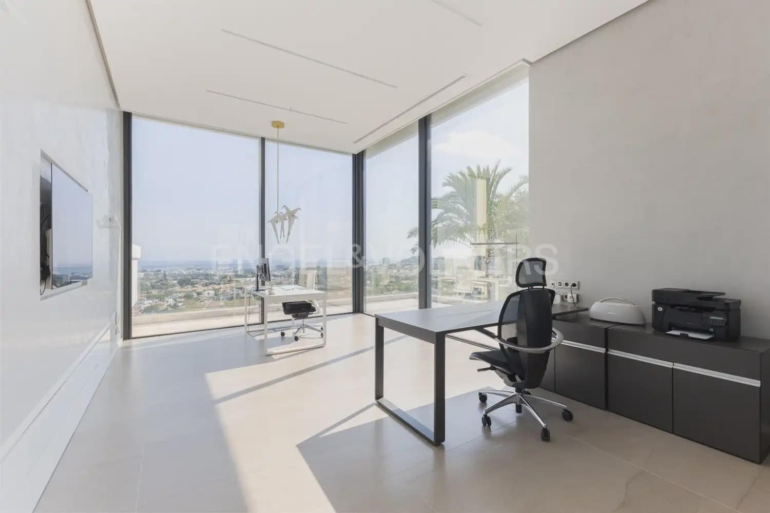 4 sypialnia Willa do wynajęcia w Denia z basenem garażem - 12 000 € (Ref: 9961040)