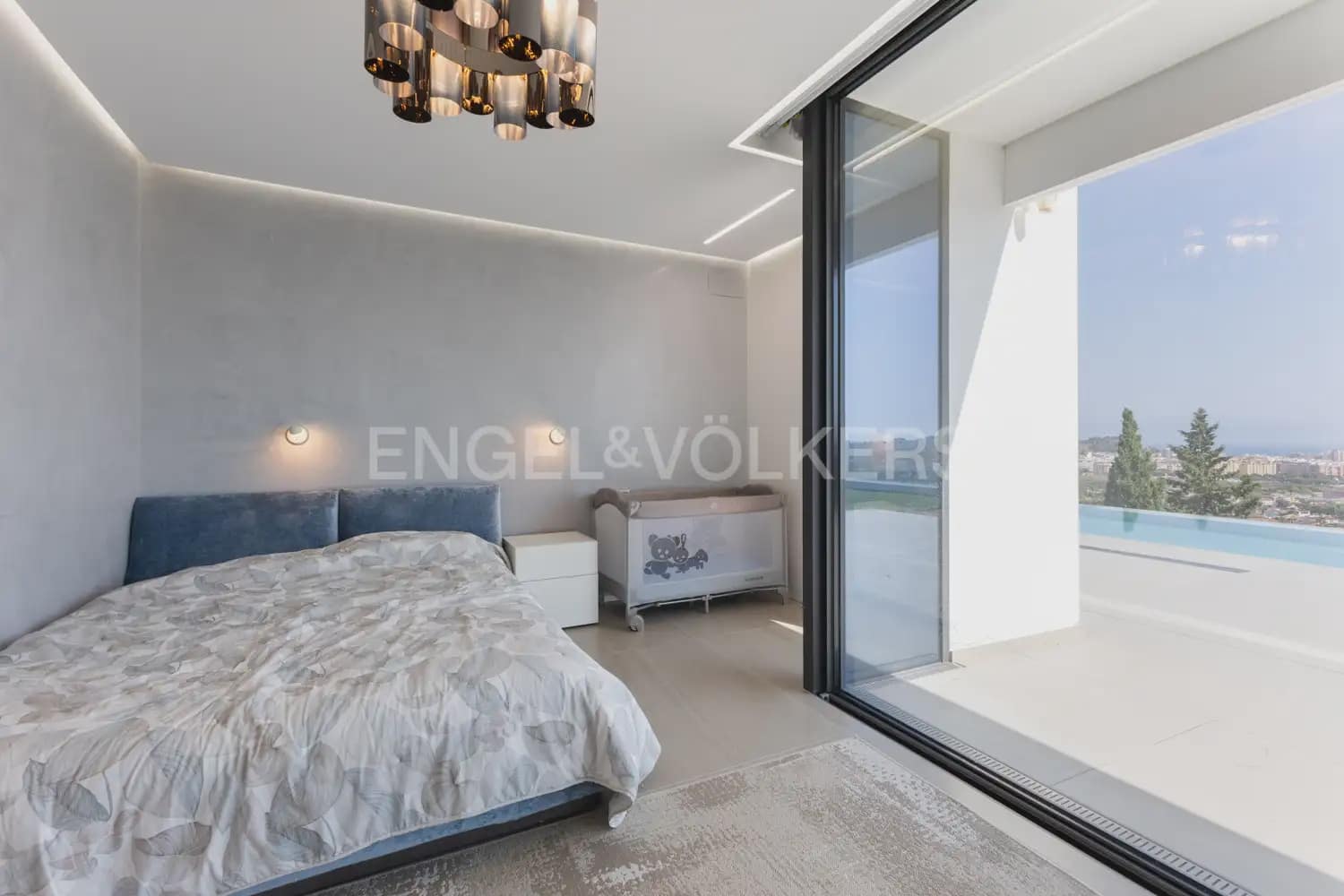 4 sypialnia Willa do wynajęcia w Denia z basenem garażem - 12 000 € (Ref: 9961040)