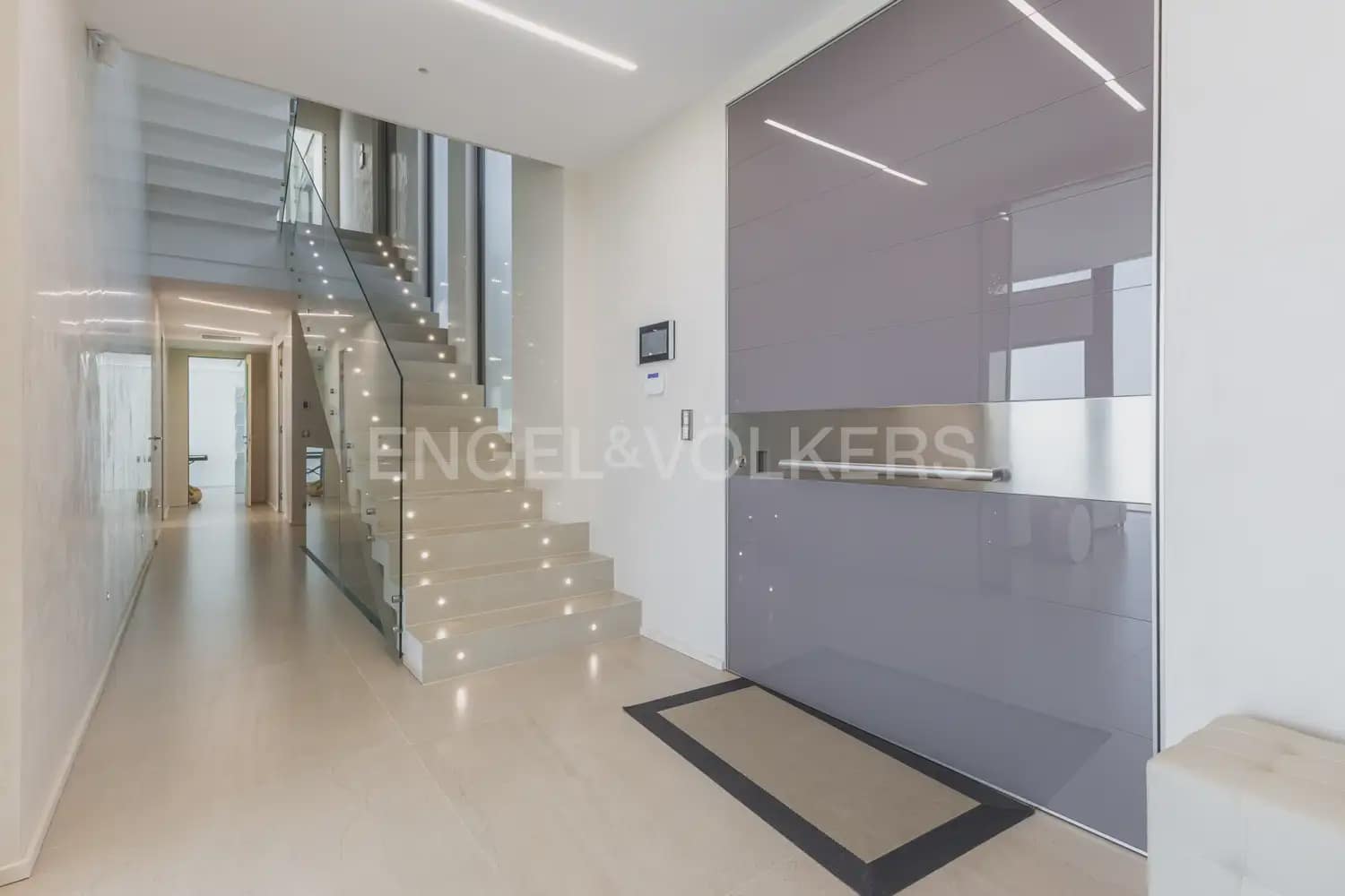4 sypialnia Willa do wynajęcia w Denia z basenem garażem - 12 000 € (Ref: 9961040)