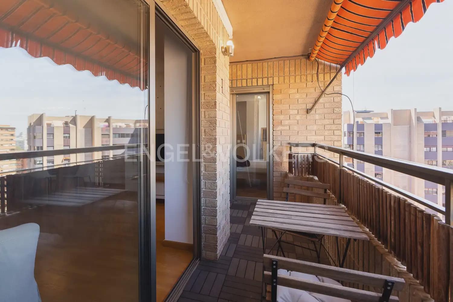 2 makuuhuone Asunto vuokrattavana paikassa Valencia kaupunki mukana 
autotalli - 1 900 € (Ref: 9961244)