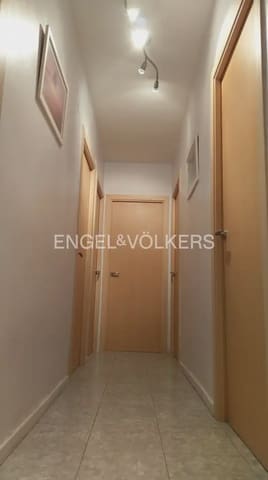 4 bedroom Penthouse for rent in Ciutat Jardi, Valencia city with garage - € 2,400 (Ref: 9961249)