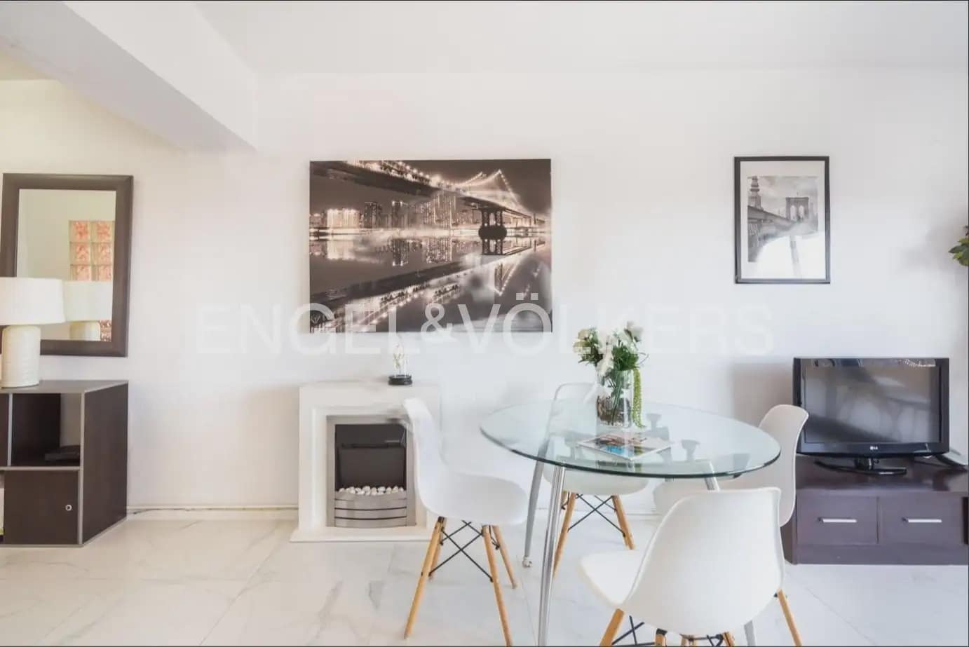 4 bedroom Penthouse for rent in Valencia city with garage - € 2,400 (Ref: 9961249)