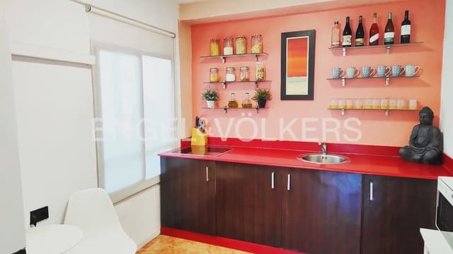 4 bedroom Penthouse for rent in Ciutat Jardi, Valencia city with garage - € 2,400 (Ref: 9961249)