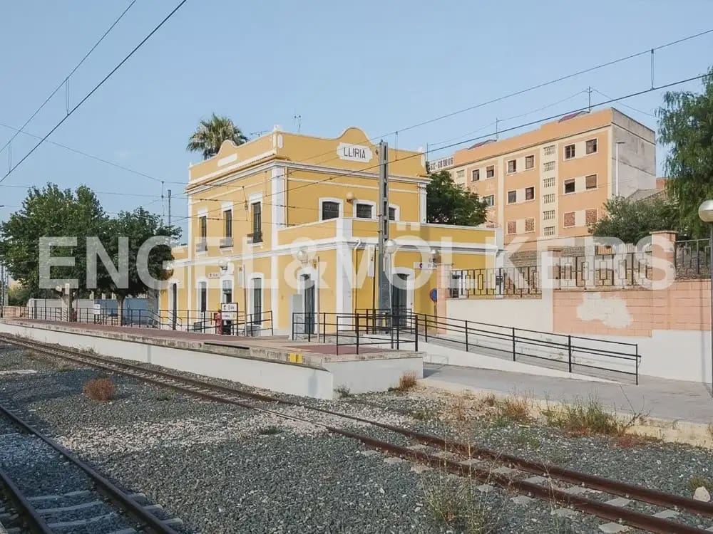 Local Commercial à vendre à Lliria - 150 000 € (Ref: 9961566)
