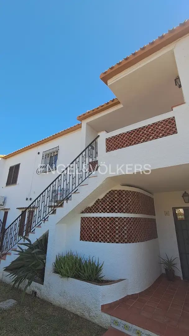 1 Zimmer Strandapartment zu vermieten in Denia mit Pool Garage - 800 € (Ref: 9961567)