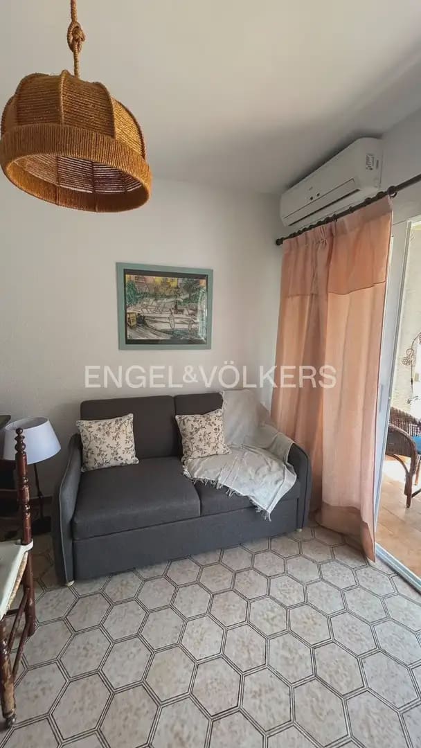 1 Zimmer Strandapartment zu vermieten in Denia mit Pool Garage - 800 € (Ref: 9961567)