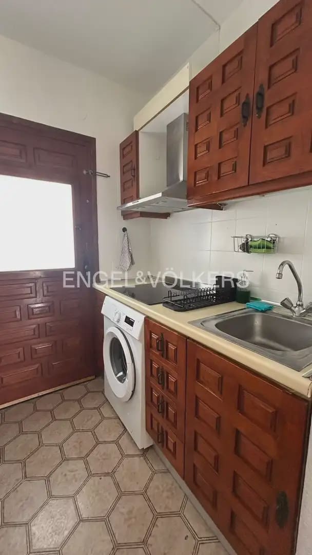 1 Zimmer Strandapartment zu vermieten in Denia mit Pool Garage - 800 € (Ref: 9961567)