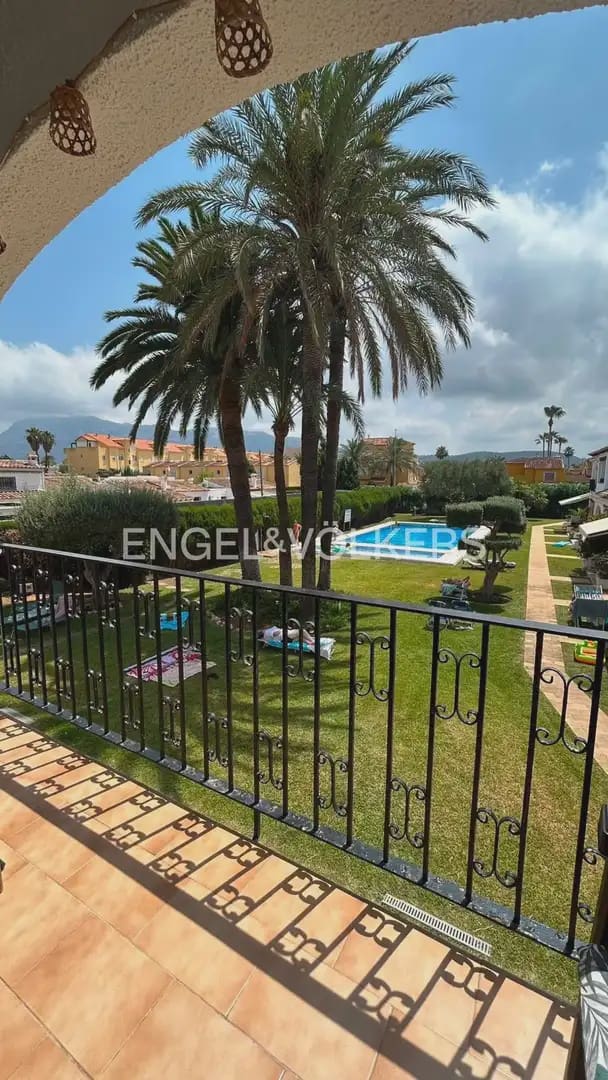 1 Zimmer Strandapartment zu vermieten in Denia mit Pool Garage - 800 € (Ref: 9961567)