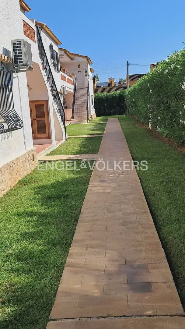 1 Zimmer Strandapartment zu vermieten in Denia mit Pool Garage - 800 € (Ref: 9961567)