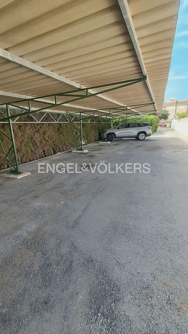 1 Zimmer Strandapartment zu vermieten in Denia mit Pool Garage - 800 € (Ref: 9961567)
