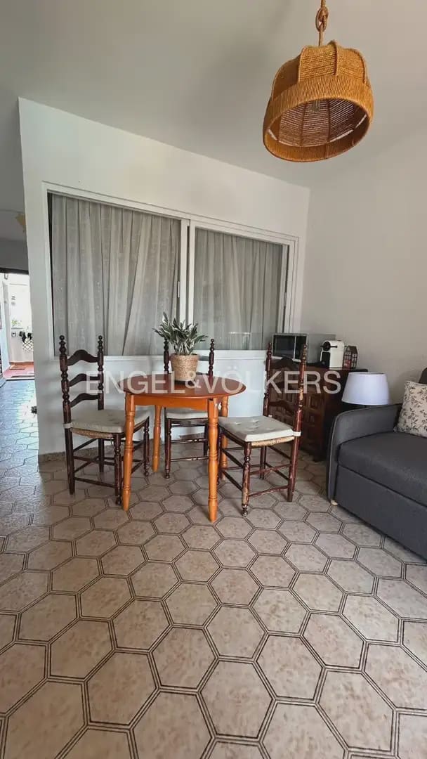 1 Zimmer Strandapartment zu vermieten in Denia mit Pool Garage - 800 € (Ref: 9961567)