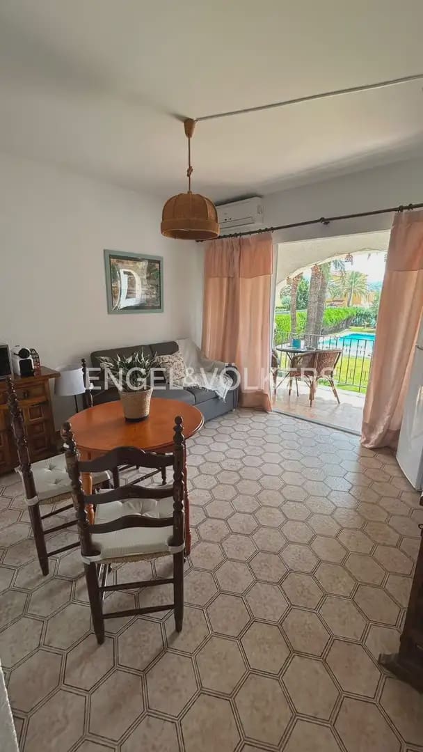 1 Zimmer Strandapartment zu vermieten in Denia mit Pool Garage - 800 € (Ref: 9961567)