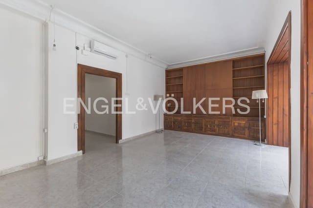4 sovrum Lägenhet att hyra i La Gran Via, Valencia stad med garage - 2 200 € (Ref: 9963418)