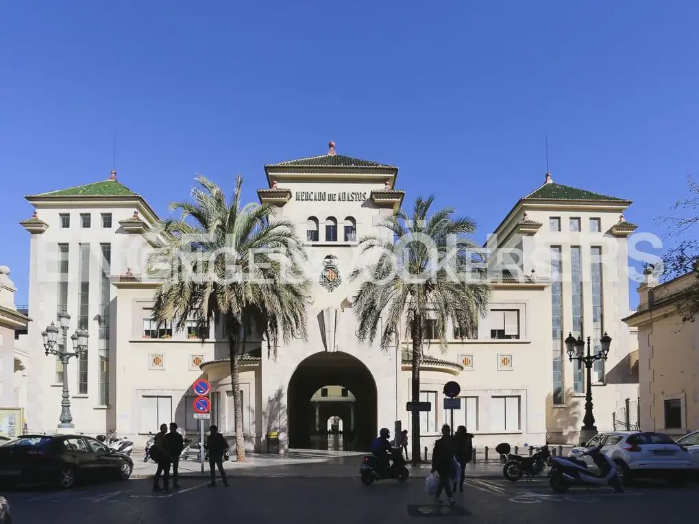 3 makuuhuone Asunto vuokrattavana paikassa Valencia kaupunki - 1 900 € (Ref: 9963419)