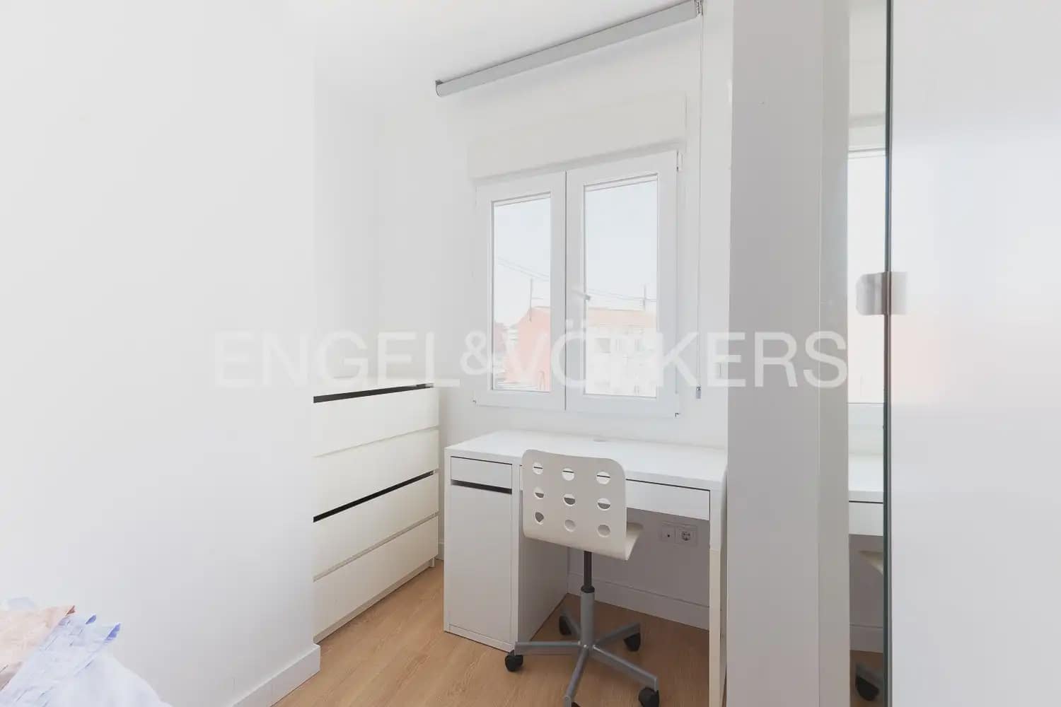 3 makuuhuone Asunto vuokrattavana paikassa Valencia kaupunki - 1 900 € (Ref: 9963419)