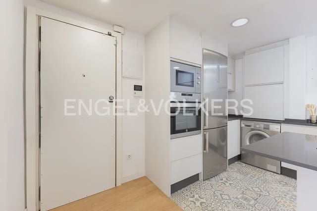 3 quarto Apartamento para arrendar em Arrancapins, Valência cidade - 1 900 € (Ref: 9963419)