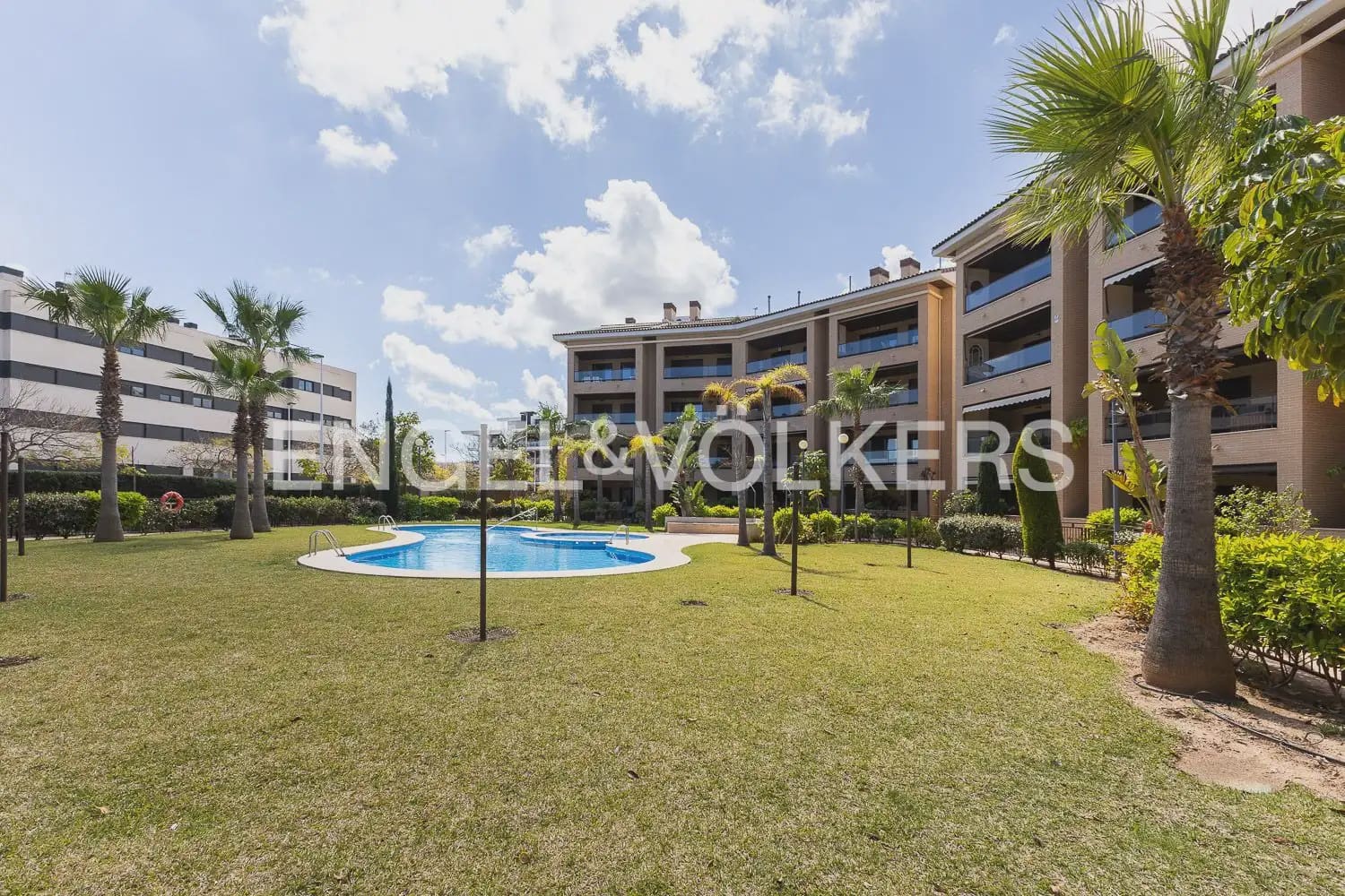 3 makuuhuone Asunto vuokrattavana paikassa Javea / Xabia mukana uima-altaan 
autotalli - 1 800 € (Ref: 9964085)