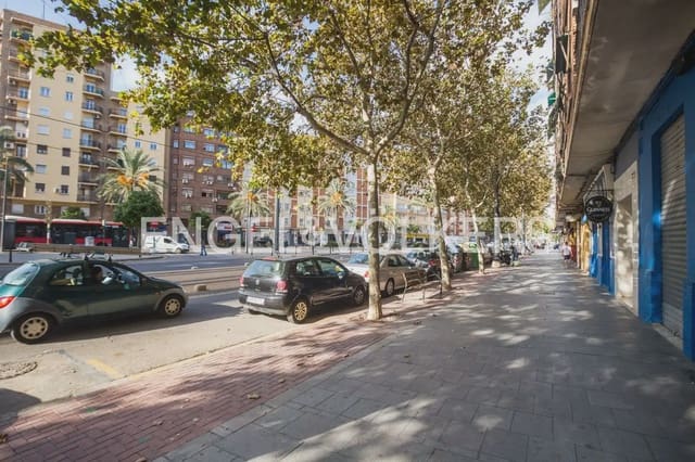 3 slaapkamer Flat te koop in Benimaclet, Valencia stad - € 399.000 (Ref: 9964230)