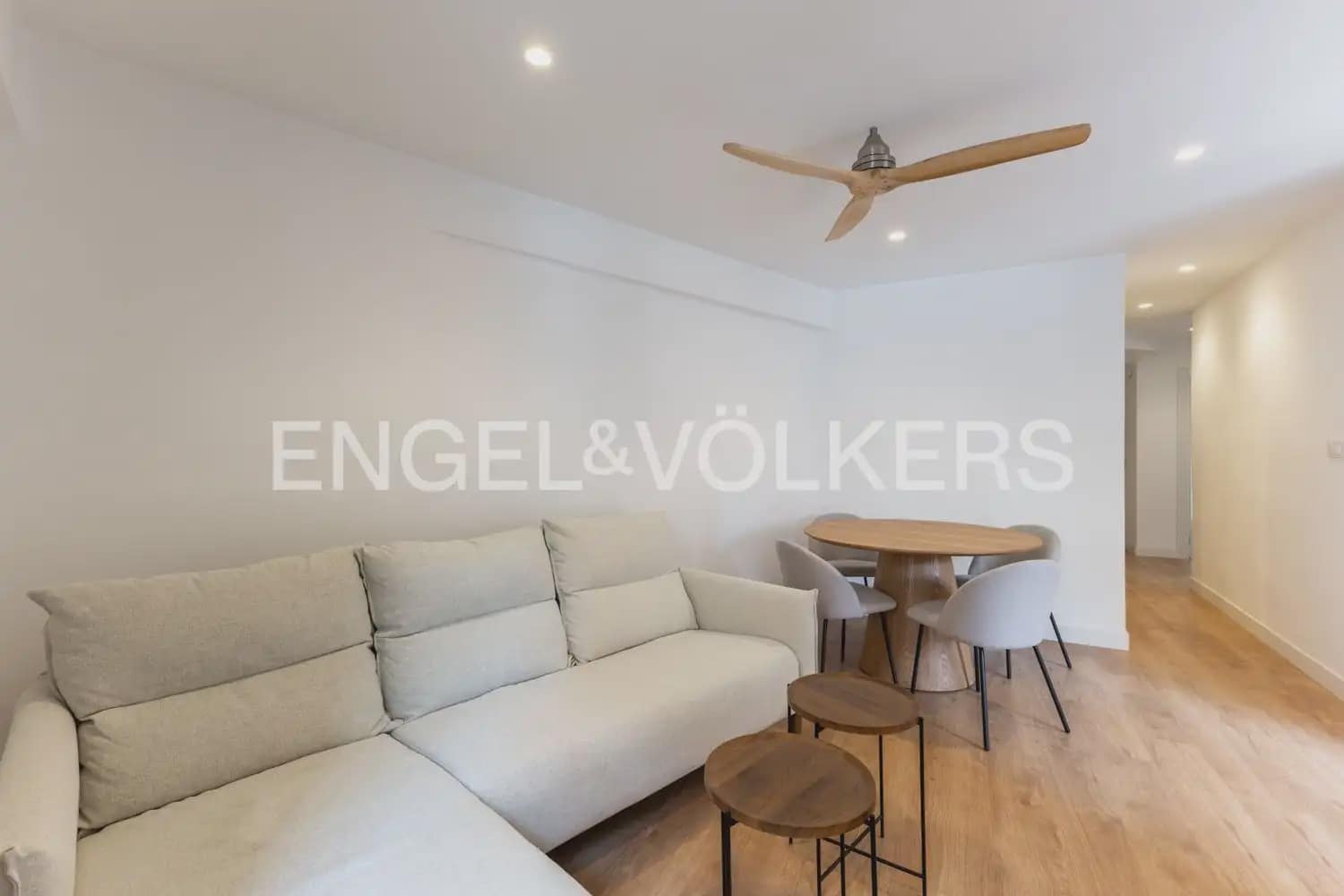 3 slaapkamer Flat te koop in Valencia stad - € 380.000 (Ref: 9964230)