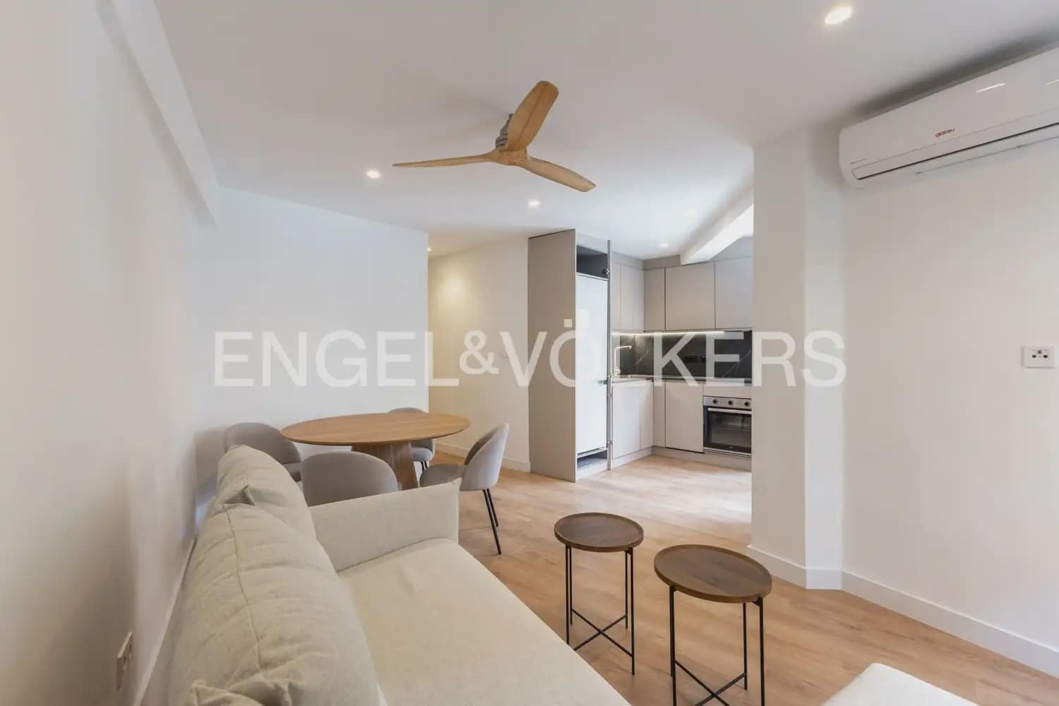 3 slaapkamer Flat te koop in Valencia stad - € 380.000 (Ref: 9964230)