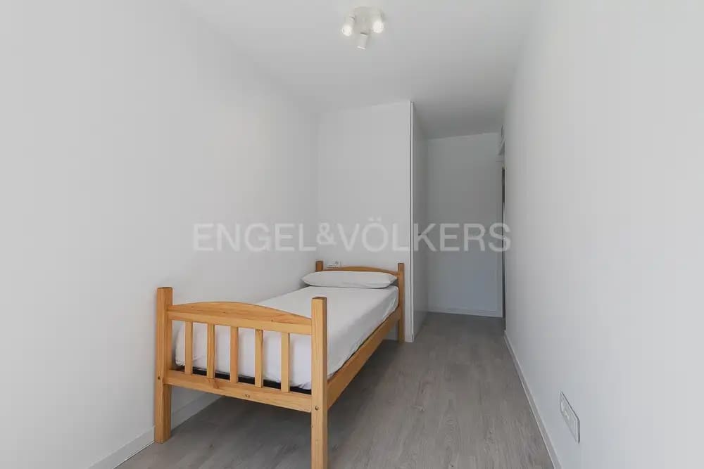 3 bedroom Flat for rent in Godella with pool garage - € 2,000 (Ref: 9964231)