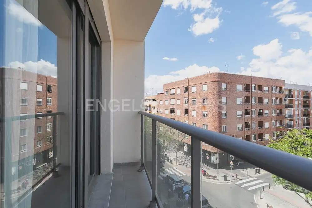 3 bedroom Flat for rent in Godella with pool garage - € 2,000 (Ref: 9964231)