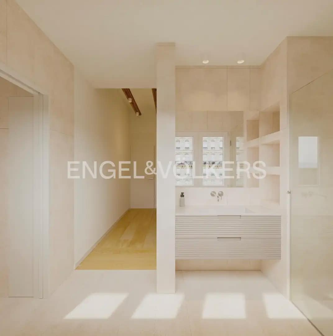 2 bedroom Flat for sale in Valencia city - € 455,000 (Ref: 9964383)
