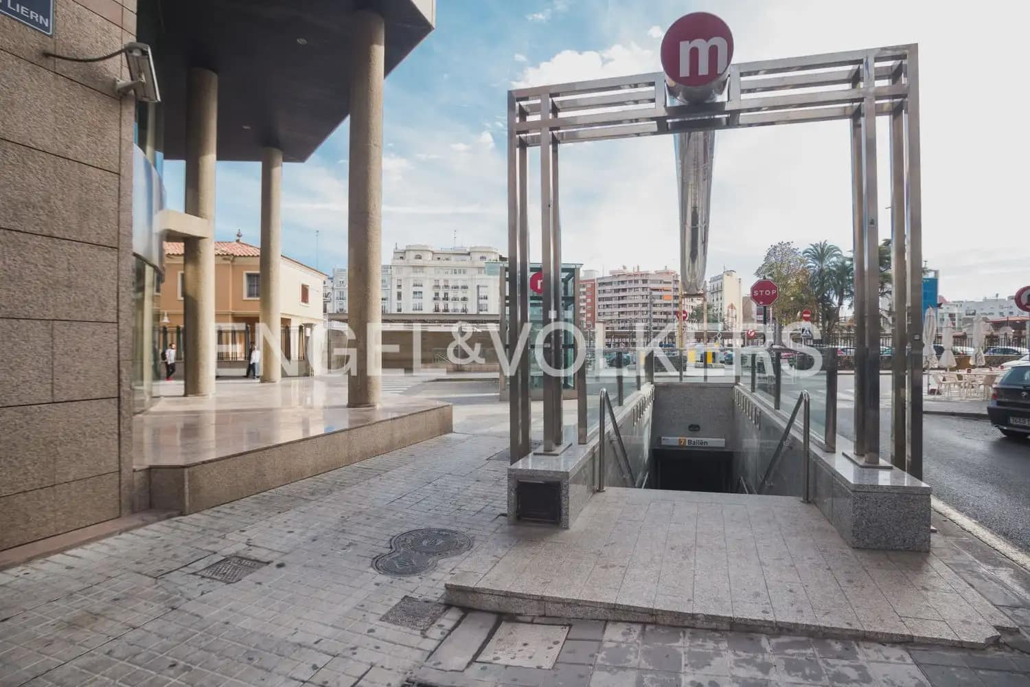 2 bedroom Flat for sale in Valencia city - € 455,000 (Ref: 9964383)