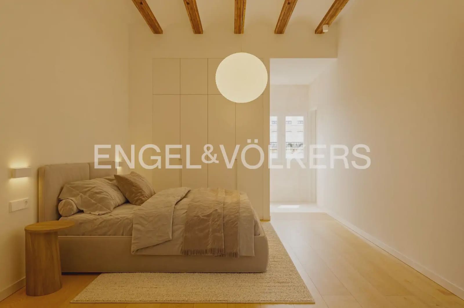 2 bedroom Flat for sale in Valencia city - € 455,000 (Ref: 9964383)