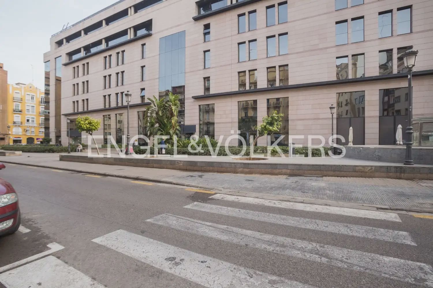 2 bedroom Flat for sale in Valencia city - € 455,000 (Ref: 9964383)