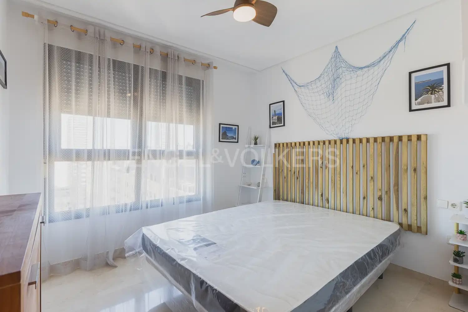 2 bedroom Flat for rent in Valencia city with pool garage - € 1,600 (Ref: 9964384)