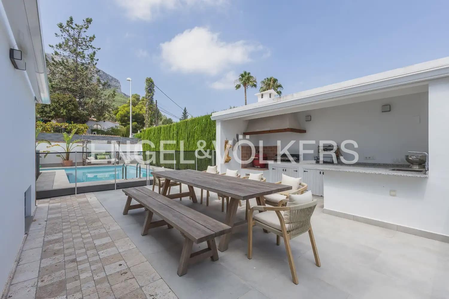 6 slaapkamer Villa te koop in Denia met zwembad garage - € 1.350.000 (Ref: 9964481)