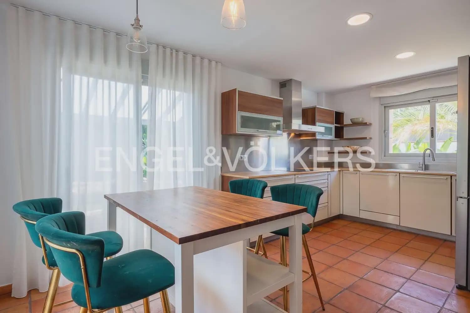 6 slaapkamer Villa te koop in Denia met zwembad garage - € 1.350.000 (Ref: 9964481)