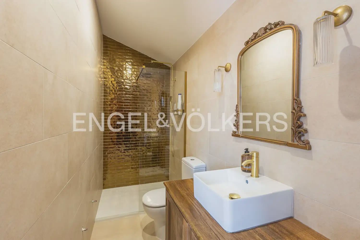 6 slaapkamer Villa te koop in Denia met zwembad garage - € 1.350.000 (Ref: 9964481)