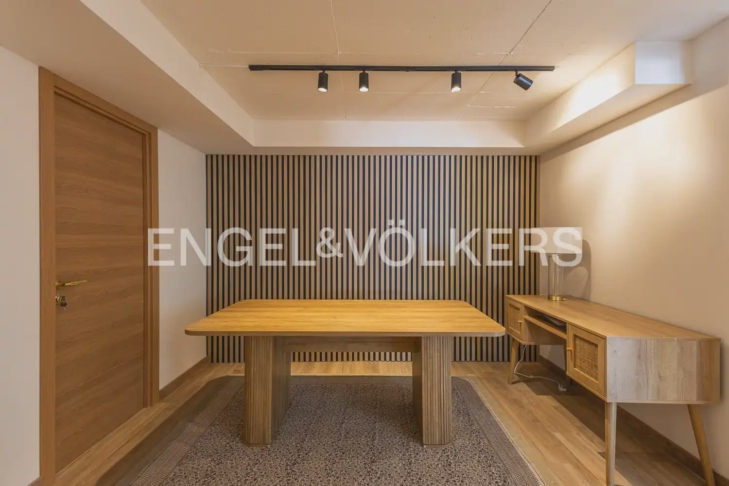 6 slaapkamer Villa te koop in Denia met zwembad garage - € 1.350.000 (Ref: 9964481)