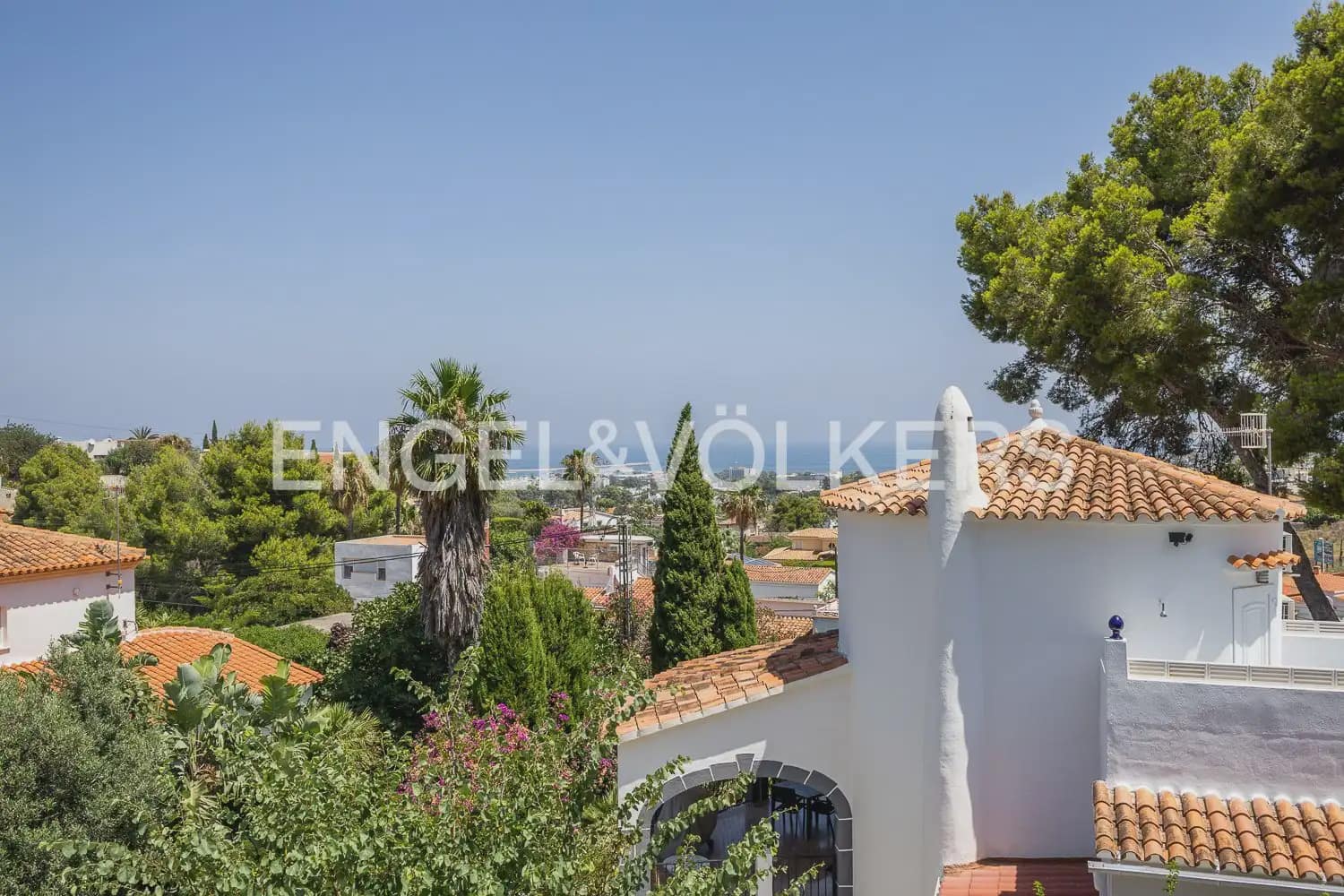 6 slaapkamer Villa te koop in Denia met zwembad garage - € 1.350.000 (Ref: 9964481)