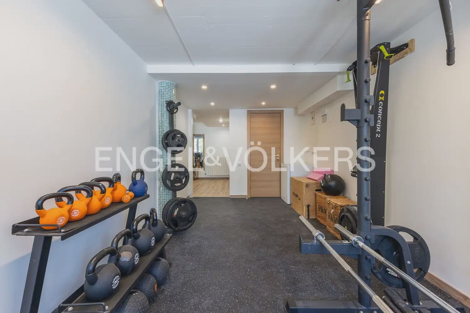 6 slaapkamer Villa te koop in Denia met zwembad garage - € 1.350.000 (Ref: 9964481)