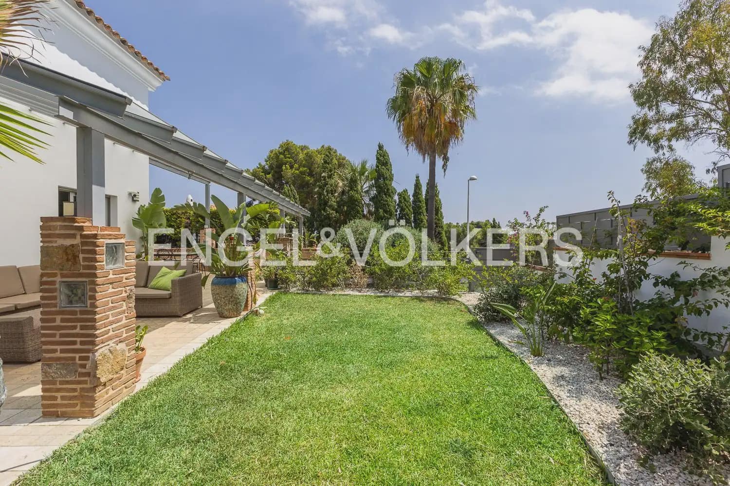 6 slaapkamer Villa te koop in Denia met zwembad garage - € 1.350.000 (Ref: 9964481)