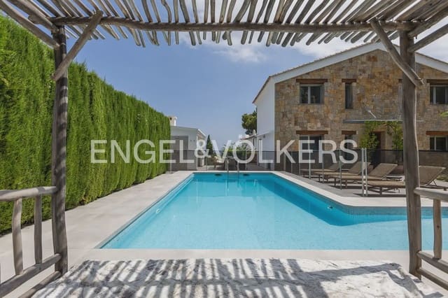 6 slaapkamer Villa te koop in El Montgó, Dénia met zwembad garage - € 1.350.000 (Ref: 9964481)