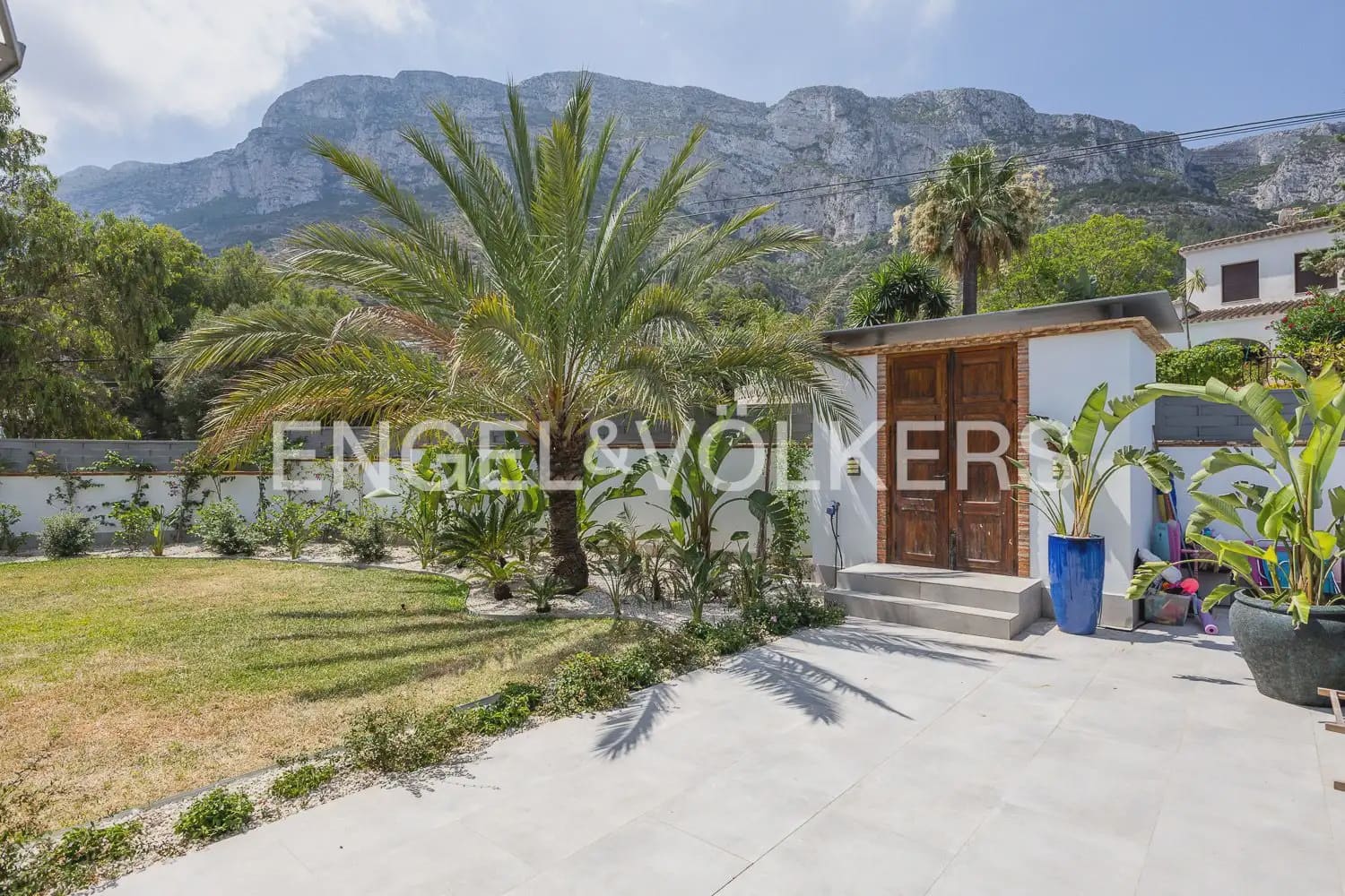 6 slaapkamer Villa te koop in Denia met zwembad garage - € 1.350.000 (Ref: 9964481)