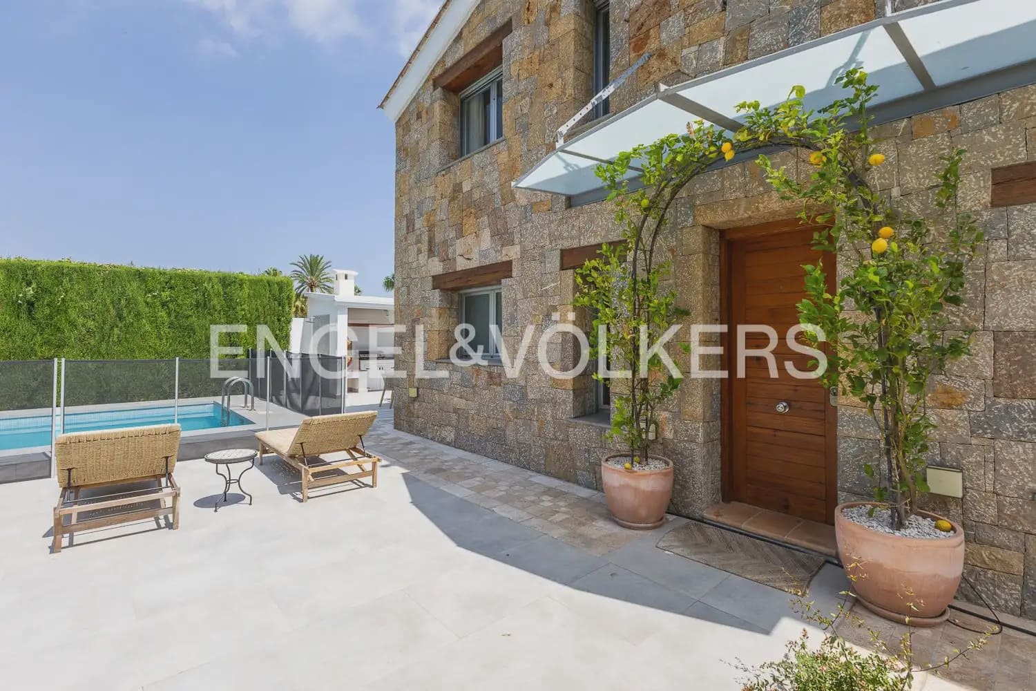 6 slaapkamer Villa te koop in Denia met zwembad garage - € 1.350.000 (Ref: 9964481)