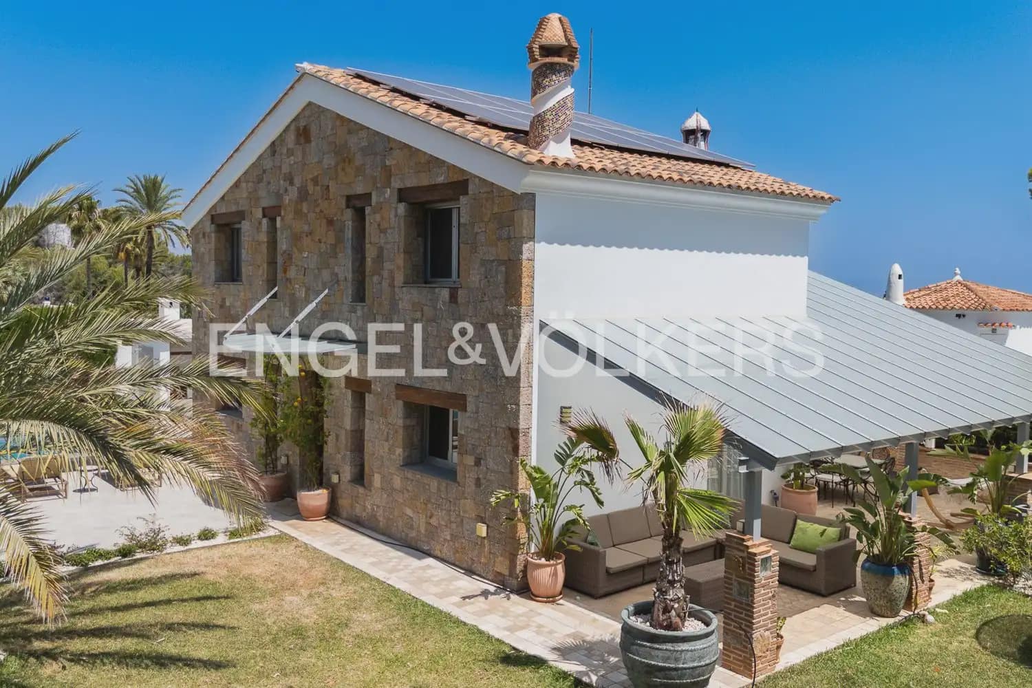 6 slaapkamer Villa te koop in Denia met zwembad garage - € 1.350.000 (Ref: 9964481)