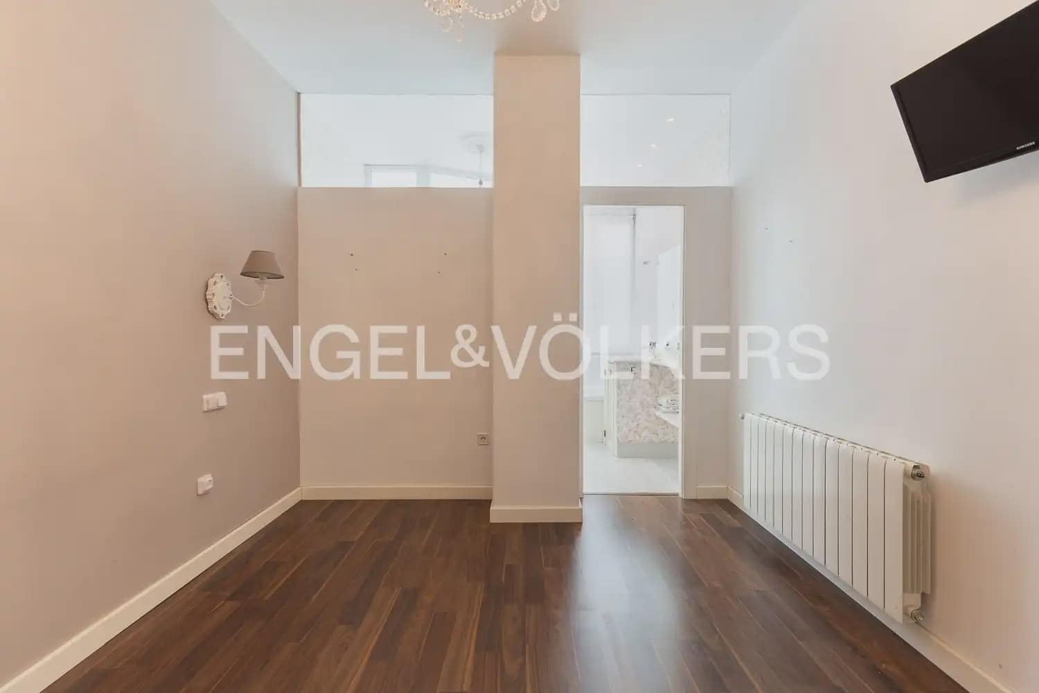 2 makuuhuone Asunto vuokrattavana paikassa Valencia kaupunki - 2 000 € (Ref: 9964483)