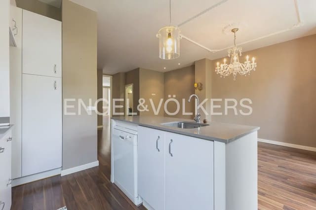 2 makuuhuone Asunto vuokrattavana paikassa Exposicio, Valencia kaupunki - 2 000 € (Ref: 9964483)