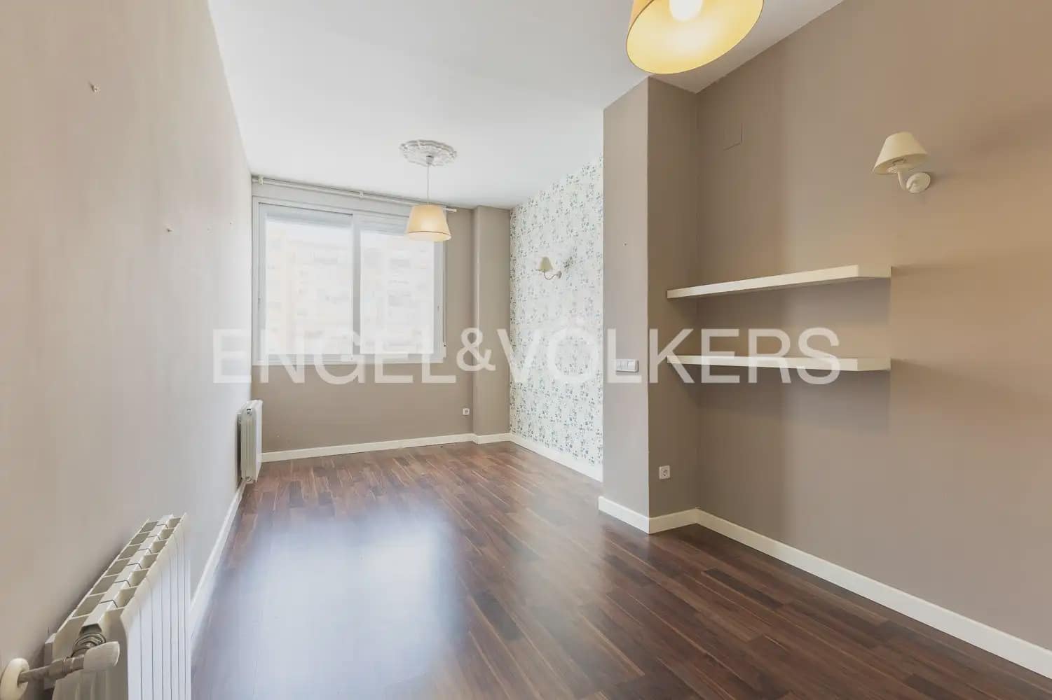 2 makuuhuone Asunto vuokrattavana paikassa Valencia kaupunki - 2 000 € (Ref: 9964483)