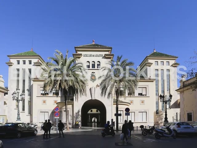 4 soveværelse Lejlighed til leje i Arrancapins, Valencia by med garage - € 1.600 (Ref: 9965591)